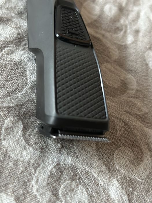 Тример Philips для бороди та голови