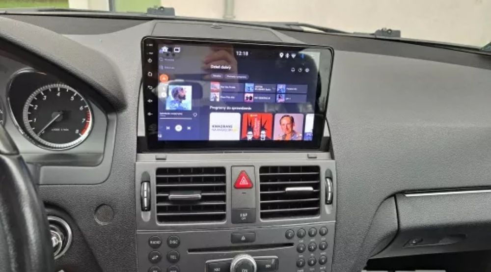Rádio Android 14 com GPS Mercedes W204 (Artigo Novo)