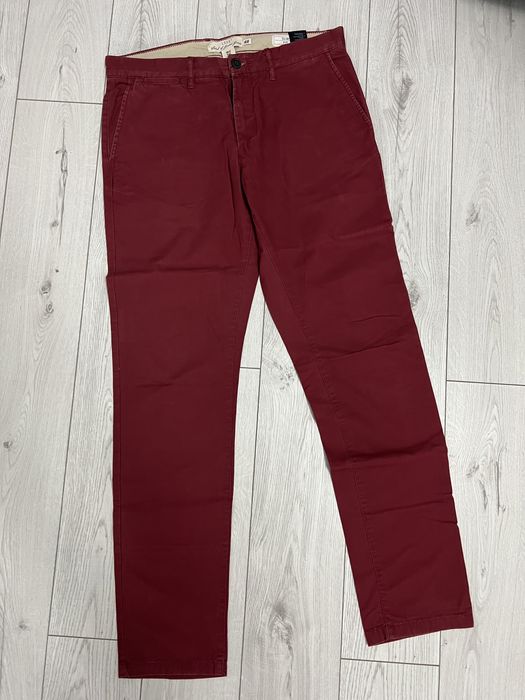 Spodnie bordowe H&M - rozmiar 32/32, stan idealny