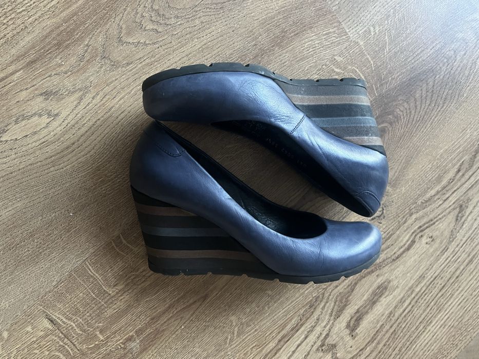 Buty na koturnie Ryłko