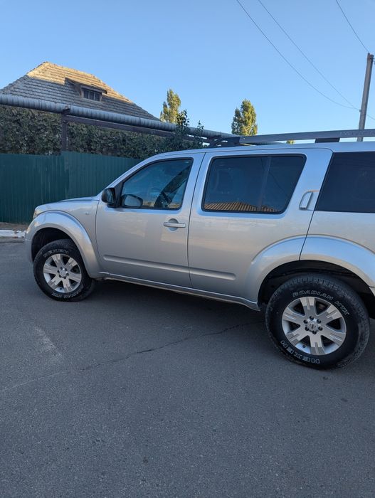 Продам Nissan Pathfinder r51