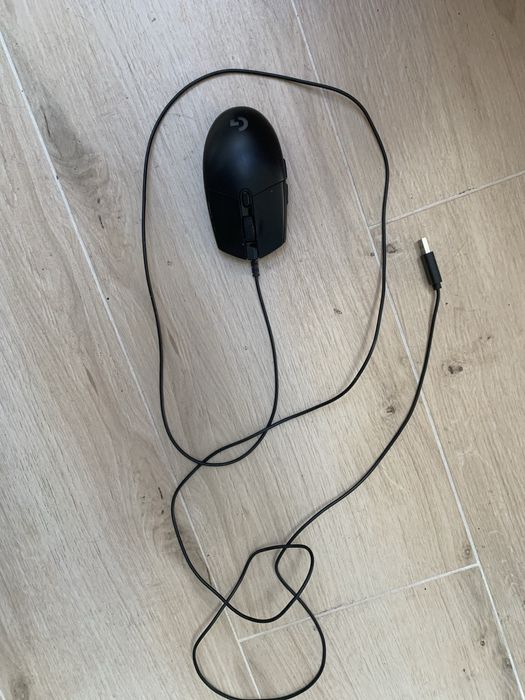 Myszka logitech g102