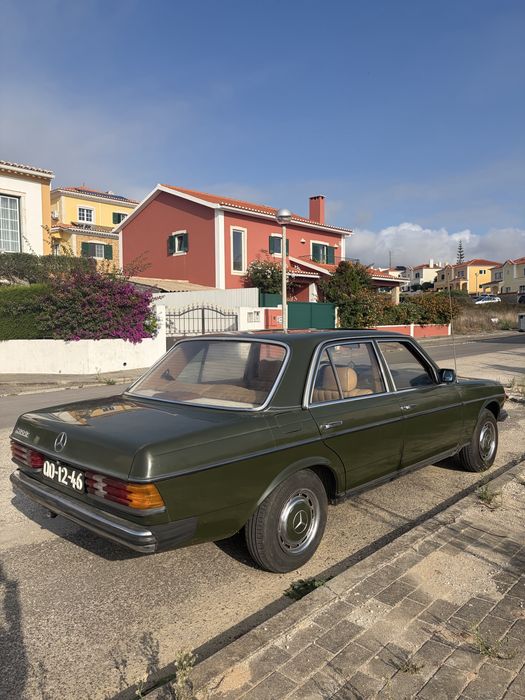Mercedes w123 200D foto 2