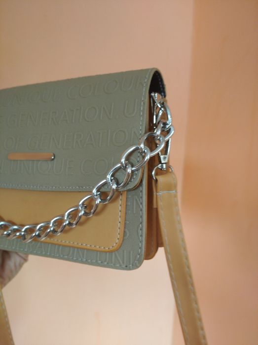 Жіноча сумка через плече