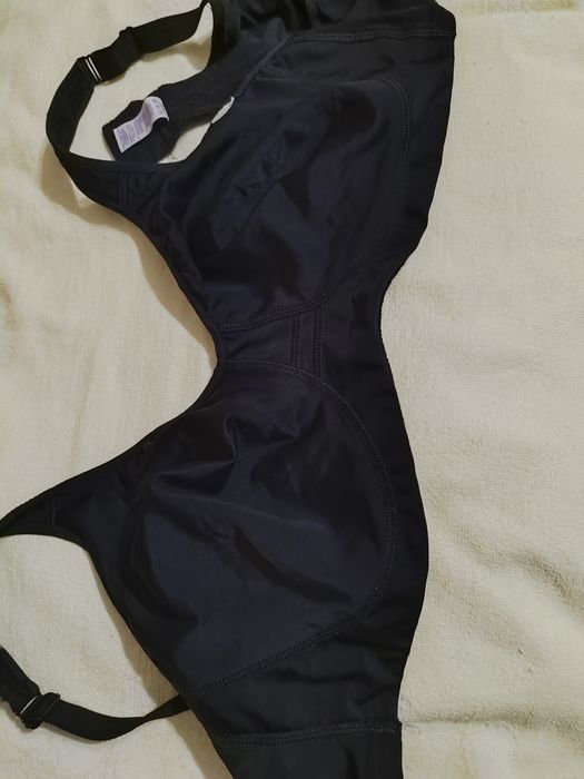 Бюстгалтери о'бєми 95-110