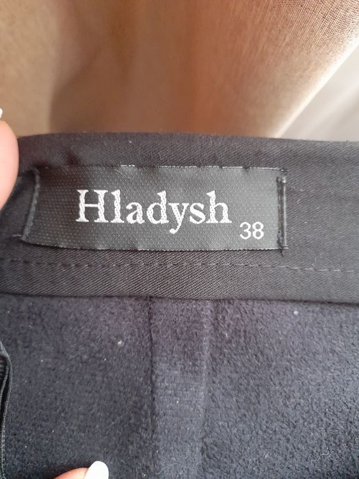 Шкіряна спідниця
