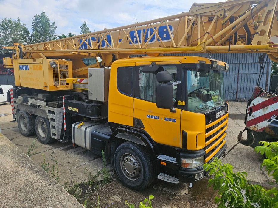 Żuraw samojezdny Liebherr LTF 1030