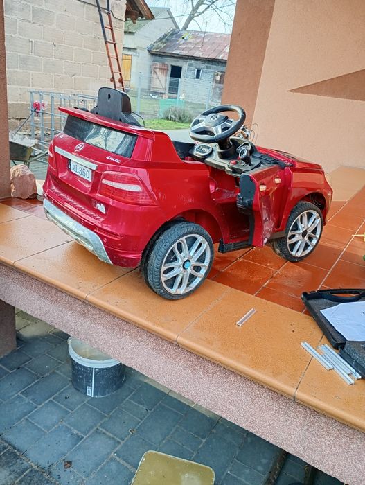 Duży samochodzik , jeżdzidło autko dla dziecka