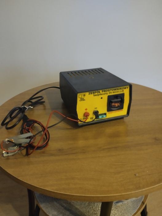 Prostownik d zawiła