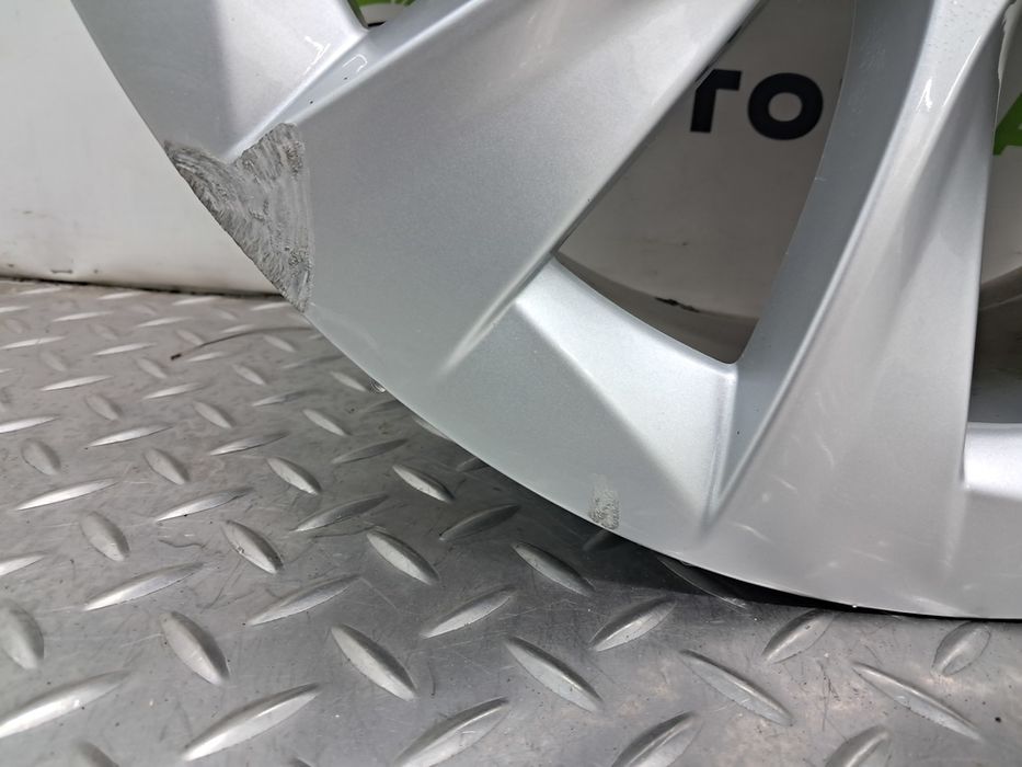 Диск колесный R19 Tesla Model S 12-20 литой 107689100B