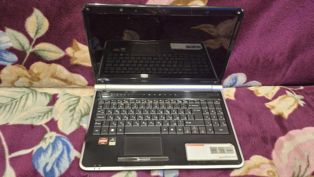 Ноутбук на запчастини