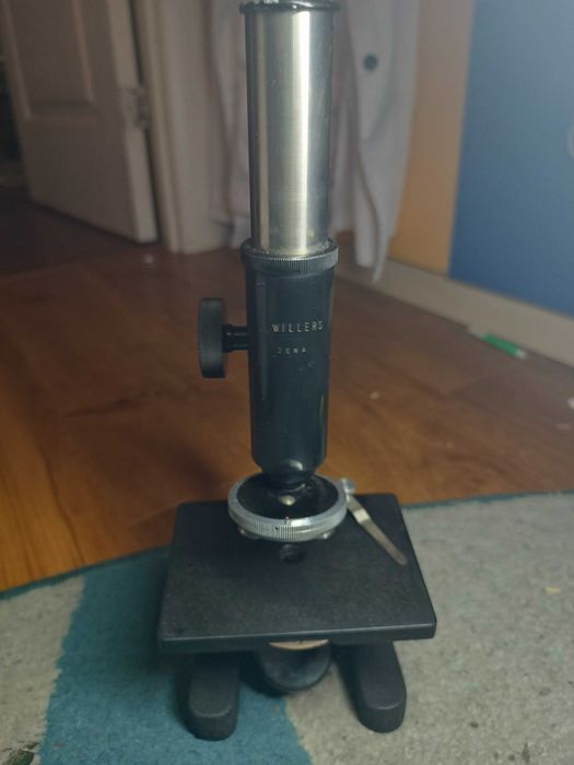 Німецький мікроскоп