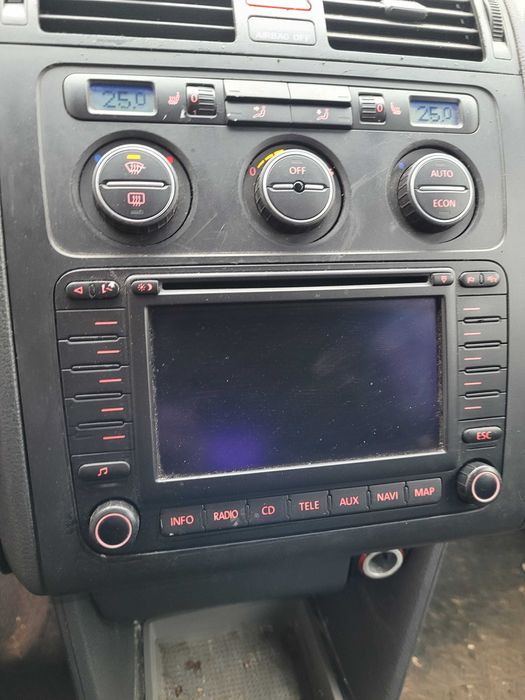 Radio panel klimatyzacvji vw passat B6 stan bdb