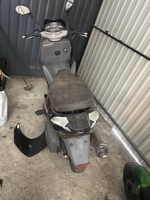 Aprilia leonardo