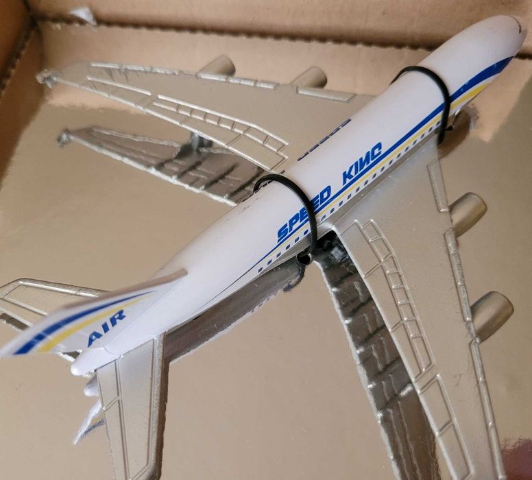 Літак    +  Аеропорт    Набір  31  елемент