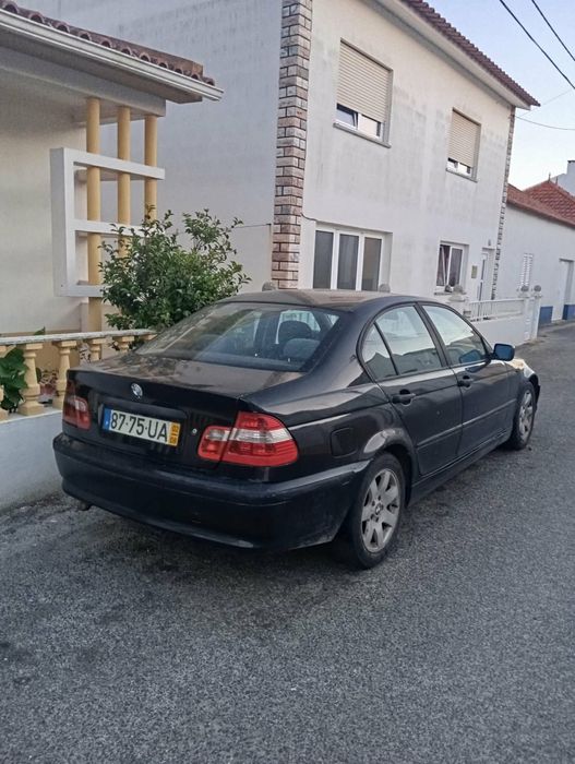 Para peças BMW 320D 150cv. Reservado
