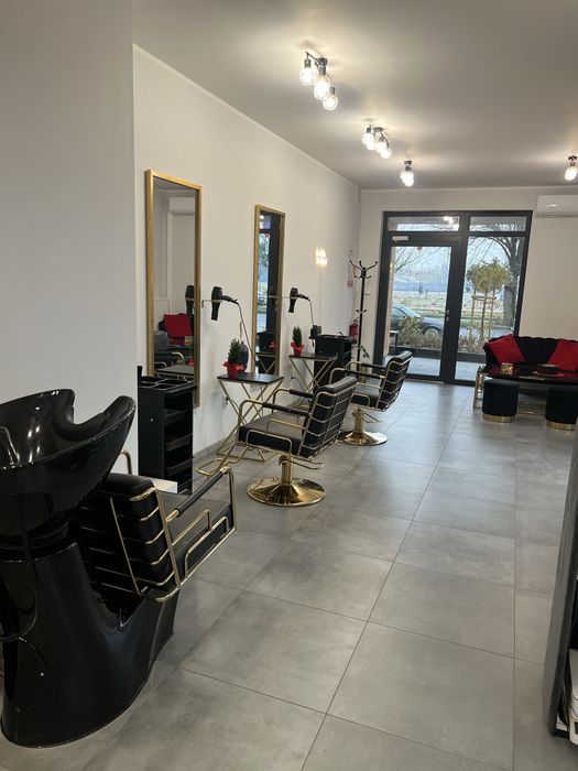 Podnajme stanowisko fryzjerskie