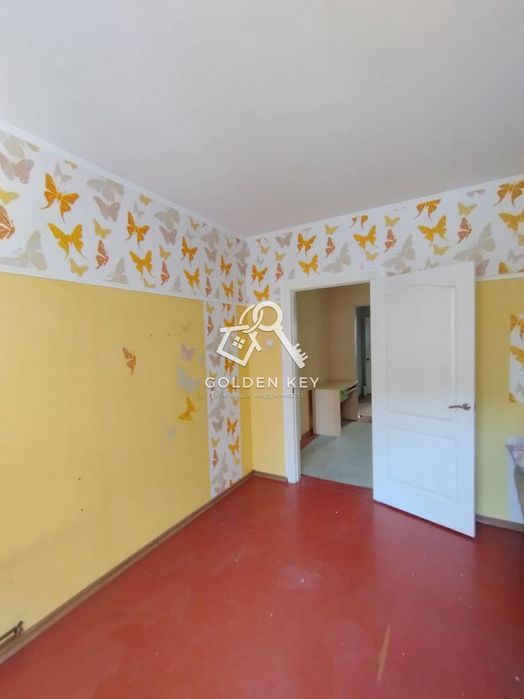 Продаж 3 кімнатної квартири з автономним опаленням на Павла Глазового