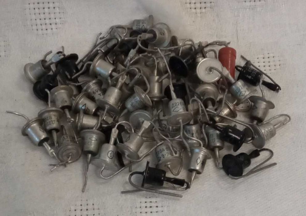 Диоды серий Д, КД, КЦ, КС, КУ