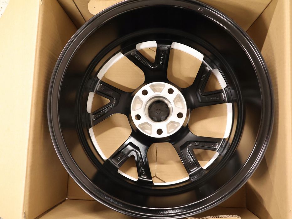 Vw t-roc troc felgi aluminiowe 17 7x17 et45 platin nowe