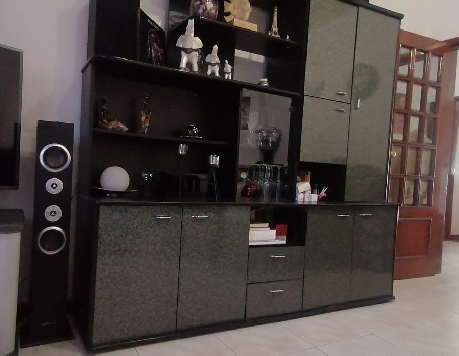 Móvel / Aparador de sala ( Urgente Para Desocupar)