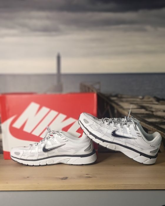 Buty sportowe Nike p 6000 letnie 42,5 rozmiar białe szare