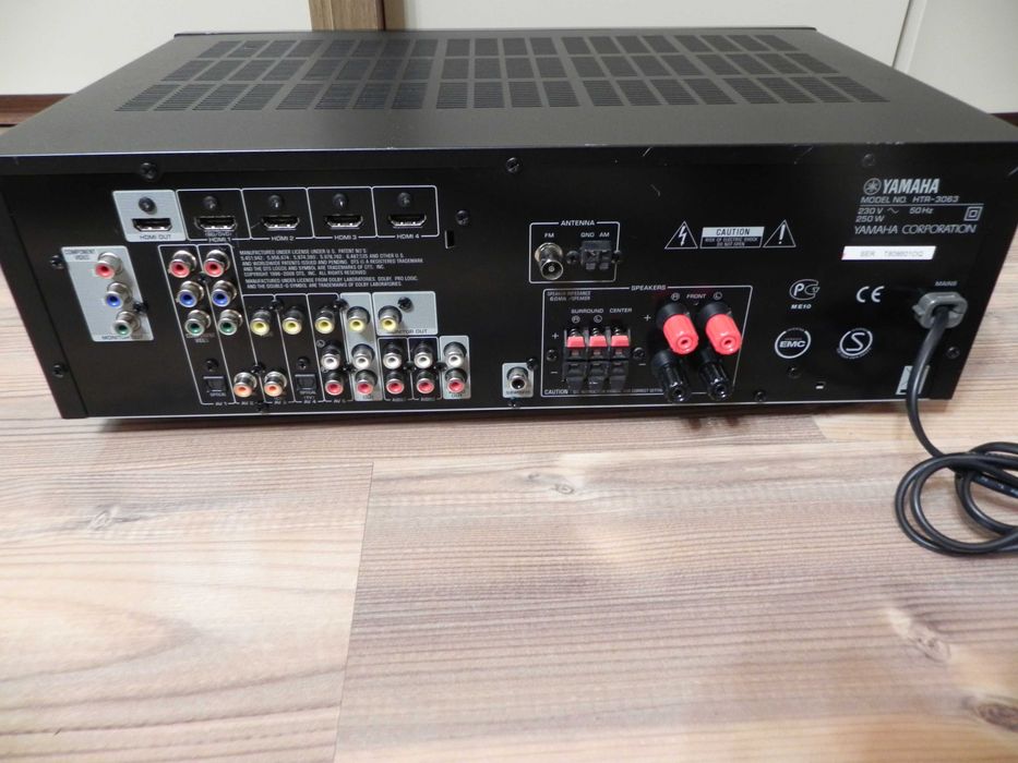 Amplituner Yamaha HTR-3063