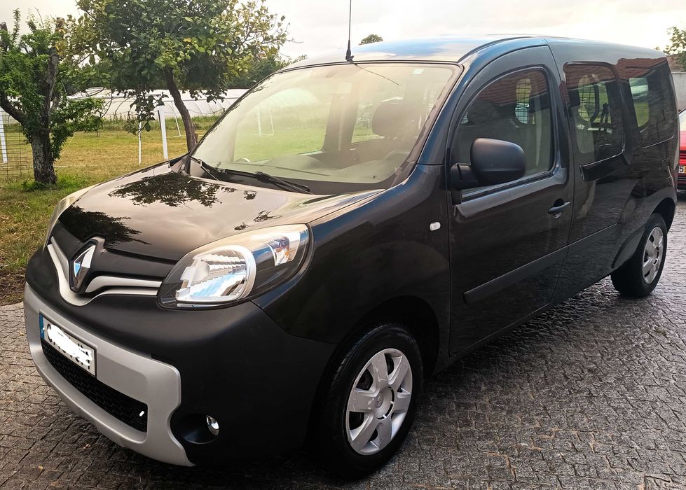 Renault Kangoo 1.5 dCi 110cv Maxi 5 lugares