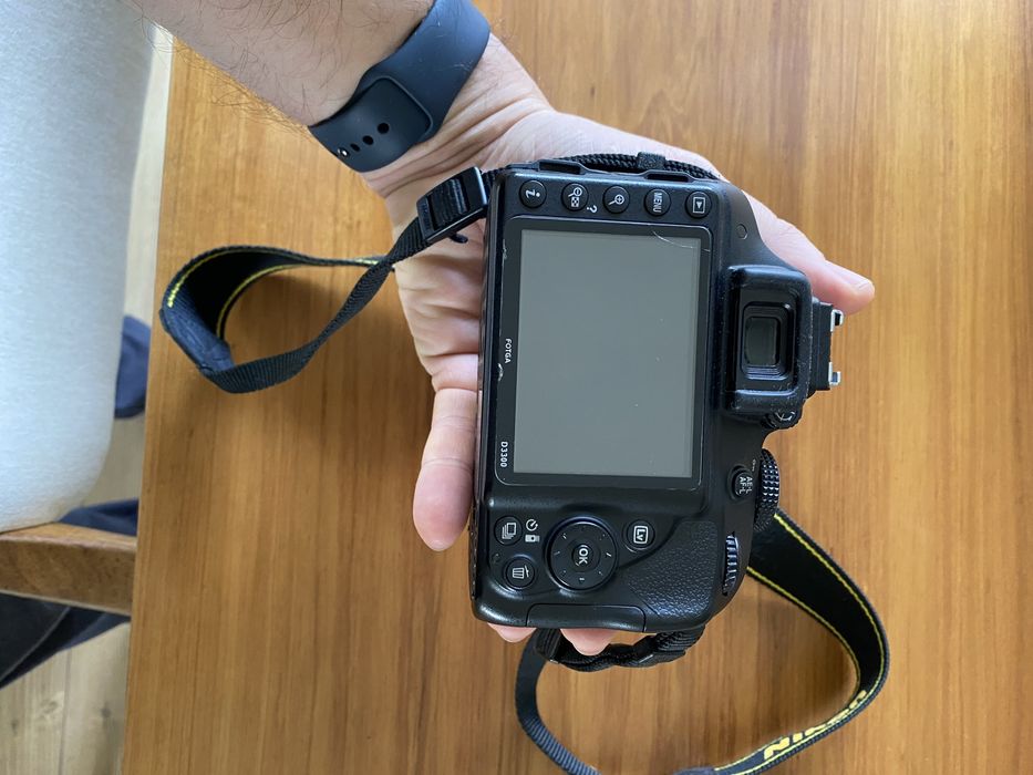 Máquina Fotográfica Reflex Nikon D3300 Corpo apenas