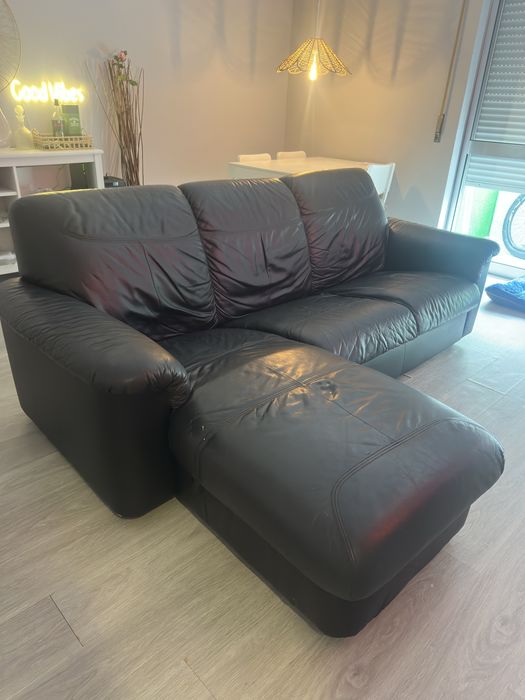 Sofá Chaise Longue Preto 3 Lugares