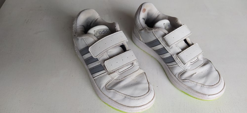 Buty adidas na rzepy 34