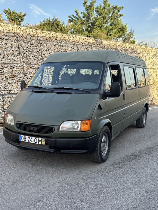 Ford Transit 2.5 turbo 9 lugares