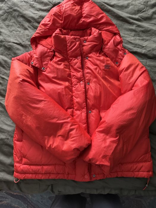 Пуховик Levis жіночий