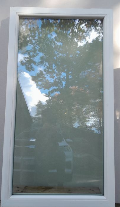 Okno dwuszbowe zespolone 138x75cm