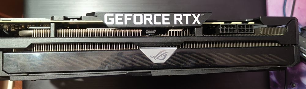Продам  ASUS ROG Strix GeForce RTX 3070 8GB в отличном состоянии.