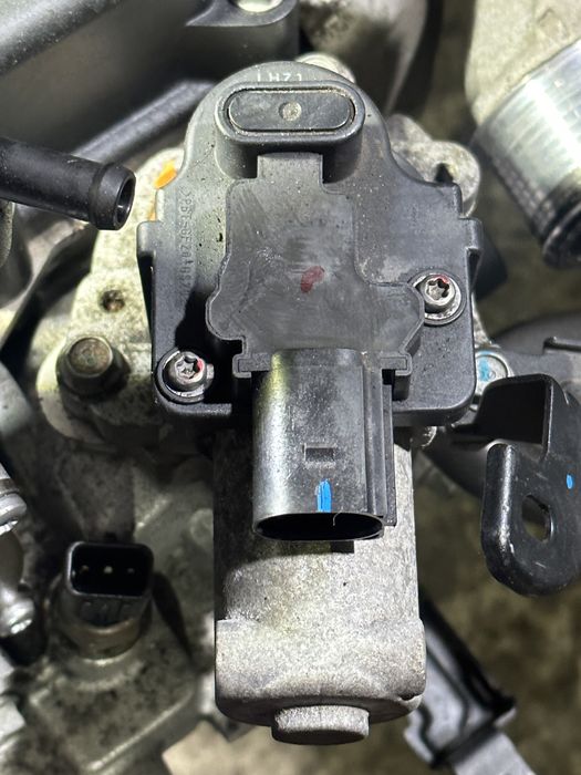 Клапан EGR ЕГР Рециркуляції газів Kia Sportage 4 Hyundai 28410-2f600