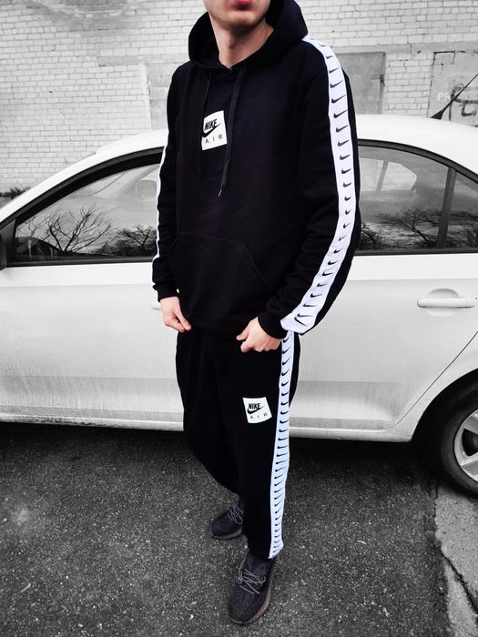 Чоловічий спортивний костюм Nike чорний (лампас)