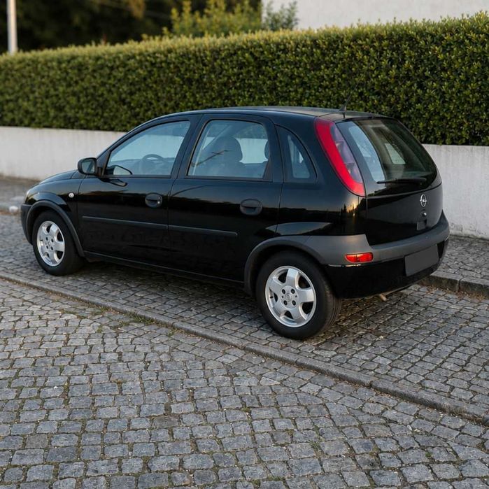 Opel Corsa 1.2i 16V Sport || Poucos KMS || Excelente Oportunidade