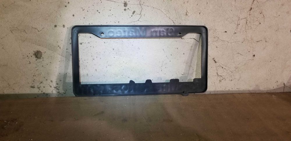 Рамка номера американського типу