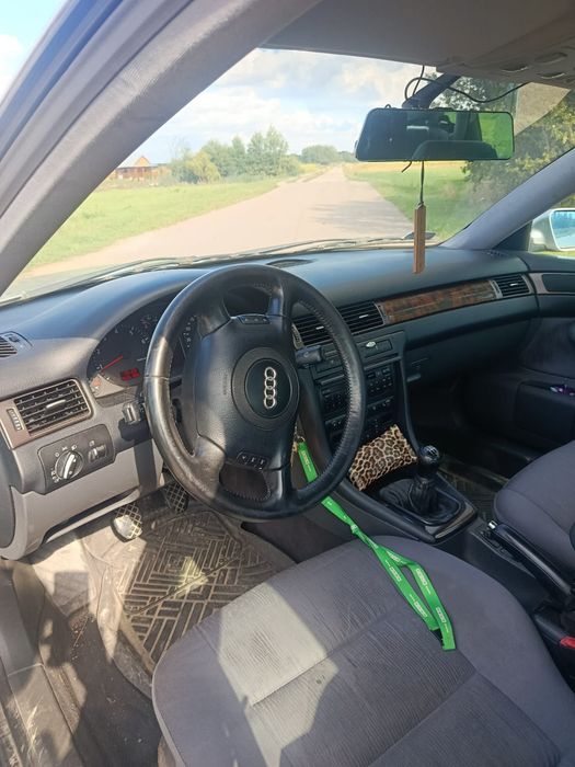 Audi A6 C5 Sedan 2.4 benzyna