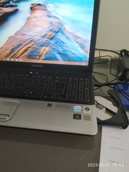 Portátil Compaq Presario CQ60