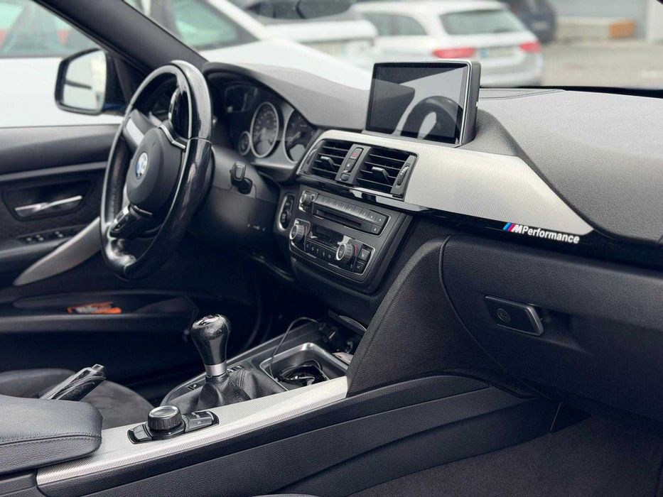 BMW 320d M Performance - Diesel - FULL EXTRAS