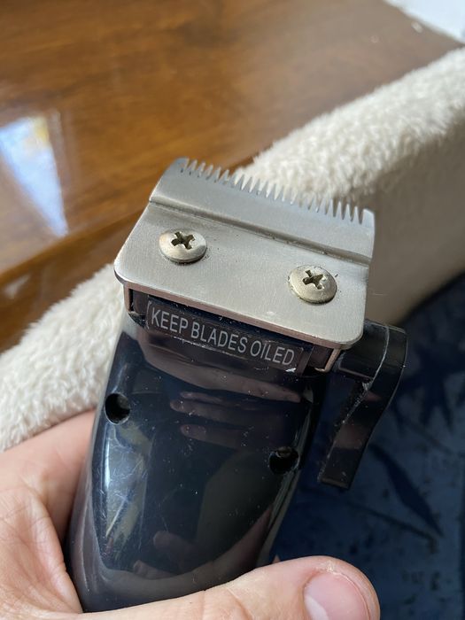 Машинка доя стрижки Vitek VT-1351 GY