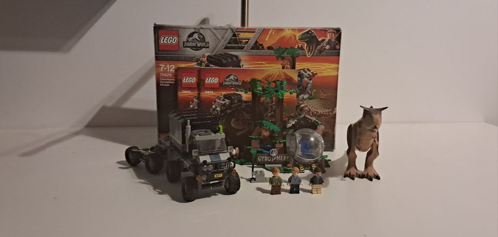 Lego Jurassic World 75929