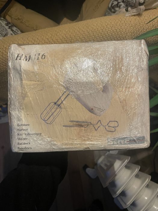 Vendo Batedor HM 816