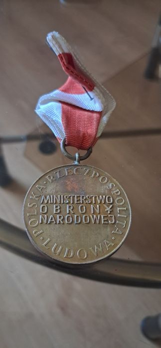 Medal „Za zasługi dla obronności kraju”