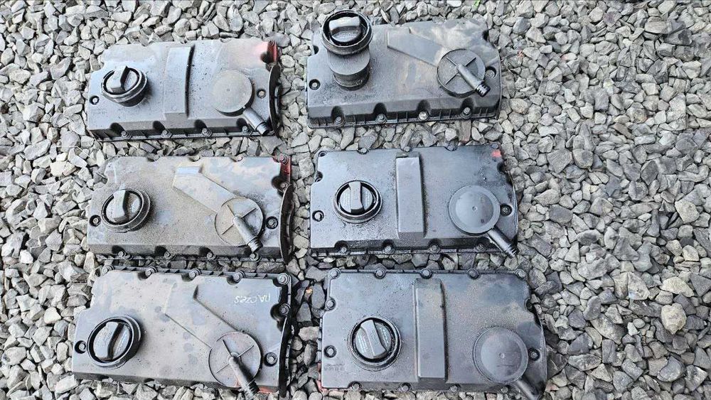 Клапанна кришка 1.9 tdi golf cady sharan пассат б5