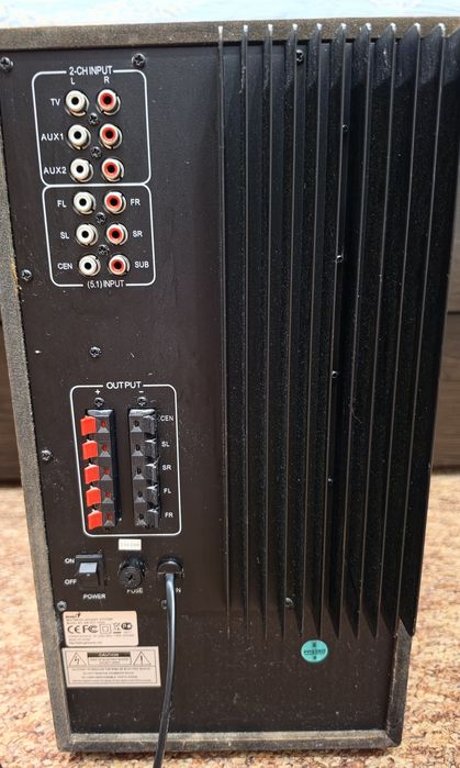 Домашний кинотеатр Genius SW-HF5.1 6000(Акустическая система)колонки, сабвуфер.
