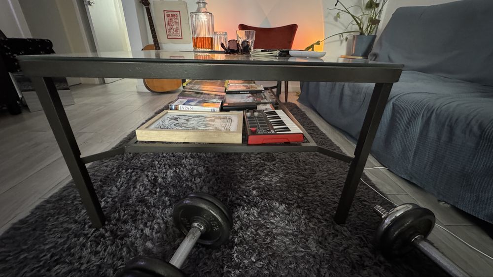 Mesa de centro em ferro e vidro 120x70