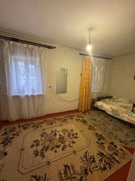 Терміновий Продаж 1/2 частини будинку